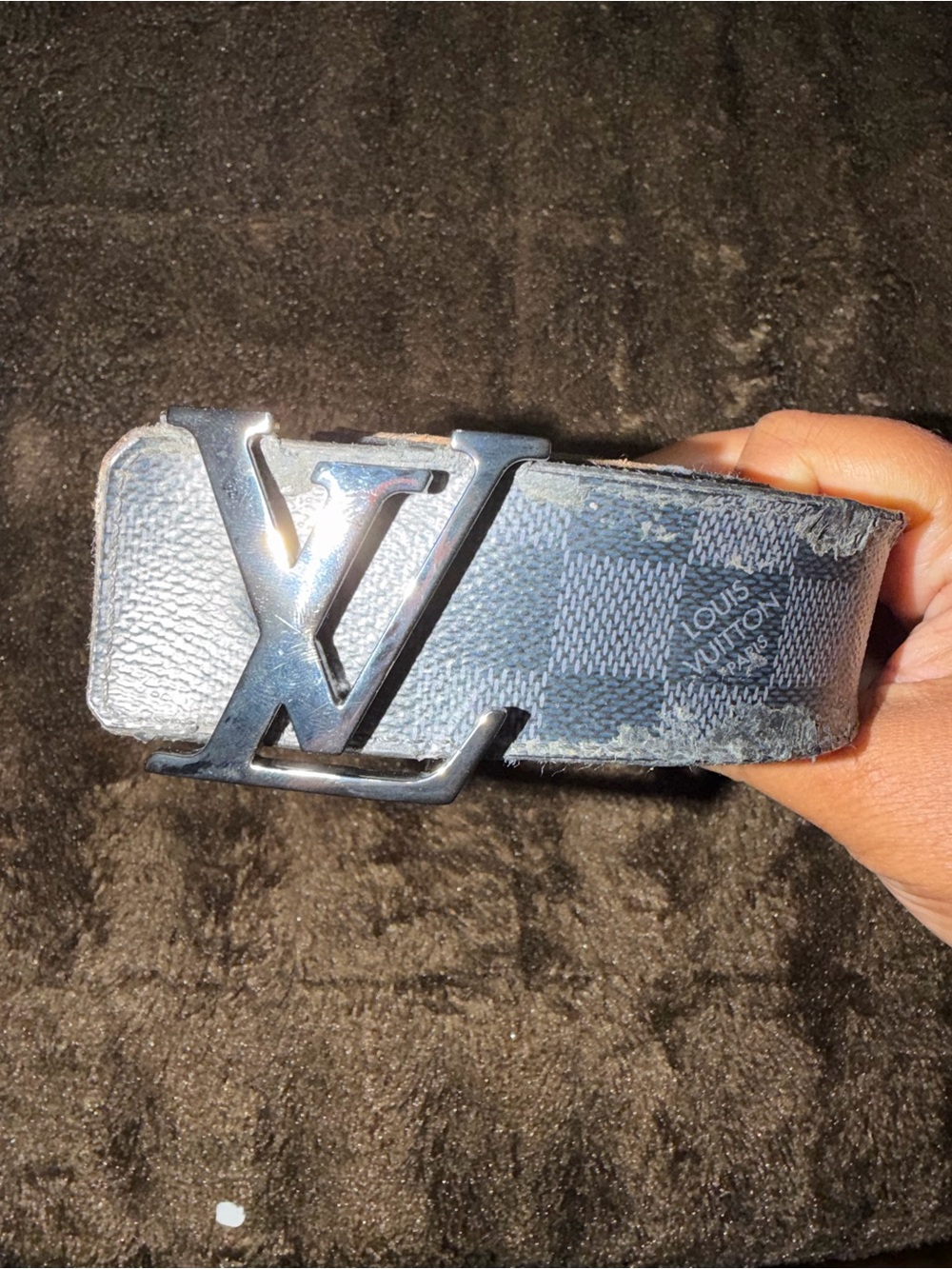 Pre loved Louis Vuitton Men’s Gray Damier Logo Belt with Silver Buckle 100/40 sz
